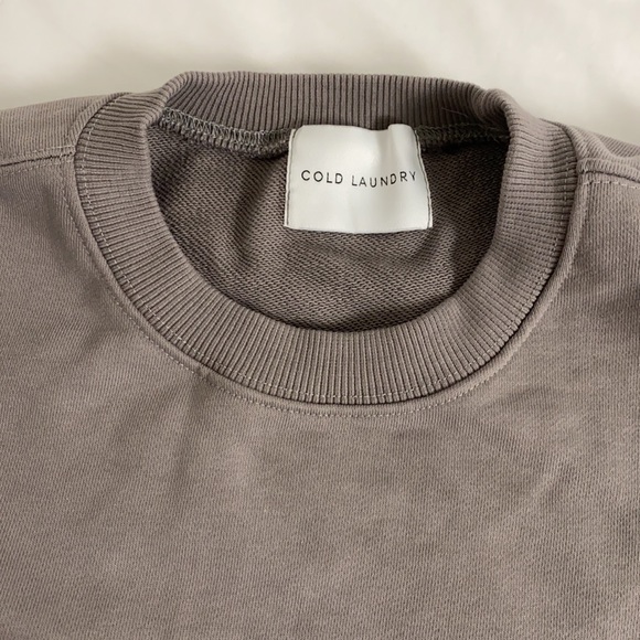 Cold Laundry Grey Crop Sweatshirt w/ Raw Edge - Picture 5 of 7